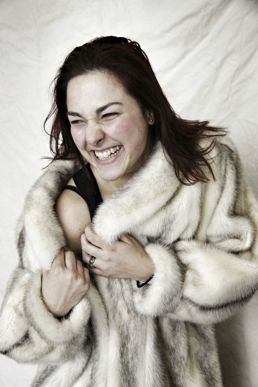 9PlayingPortraitFabiSala